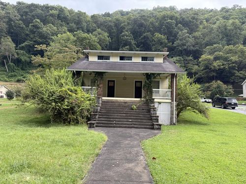1070 Mimosa St, Grundy, VA, 24614 | Card Image