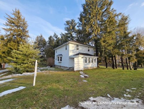 7072 N River Hwy, Grand Ledge, MI, 48837-9307 | Card Image