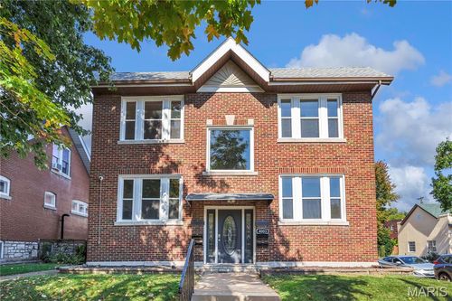 2w-4003 Humphrey St, Saint Louis, MO, 63116-3848 | Card Image