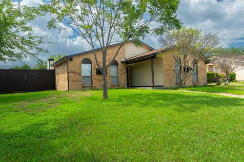 4505 Las Hadas, Mesquite, TX, 75150-1949 | Card Image