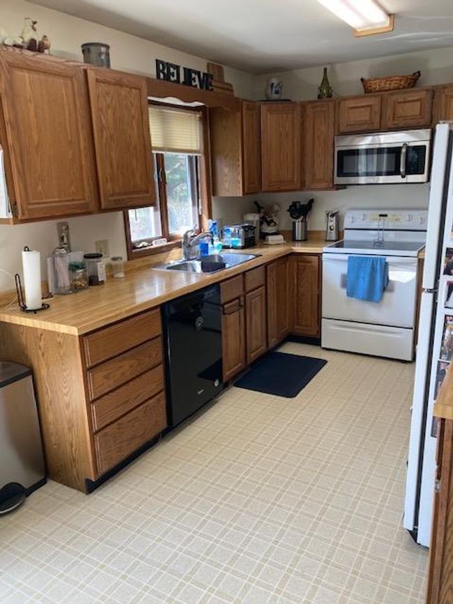 654 - 652-654 N Baltimore St, Home with 0 bedrooms, 0 bathrooms and null parking in Spring Green WI | Image 16