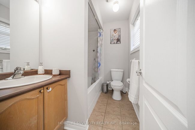 6 Aria Lane, House other with 4 bedrooms, 4 bathrooms and 4 parking in Brampton ON | Image 36