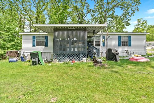 15 Pine Ct, Cranberry Twp, PA, 16066-4555 | Card Image