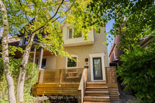 9 Prust Ave, Toronto, ON, M4L2M7 | Card Image