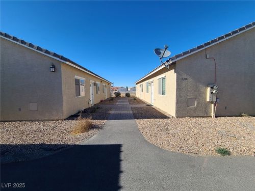 unit-2-1370 Ogallala St, Pahrump, NV, 89048-6995 | Card Image