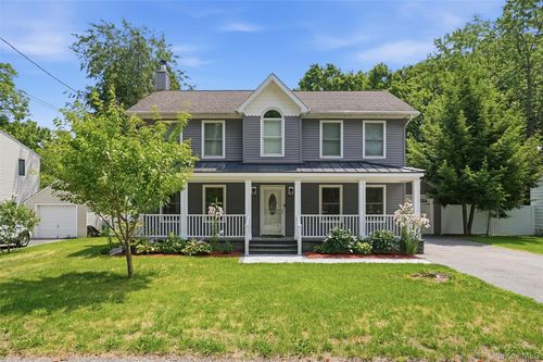 10 Henmond Blvd, Poughkeepsie, NY, 12603-2525 | Card Image