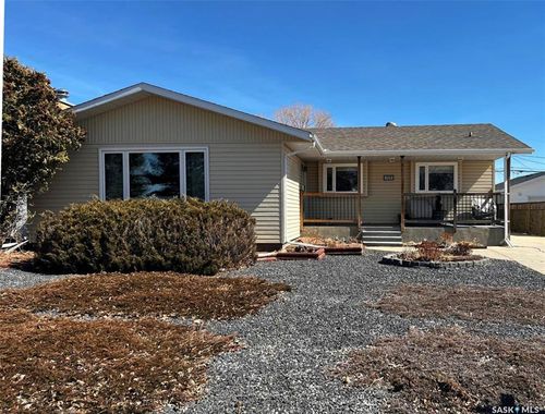 119 Macdonald Pl, Swift Current, SK, S9H4A5 | Card Image