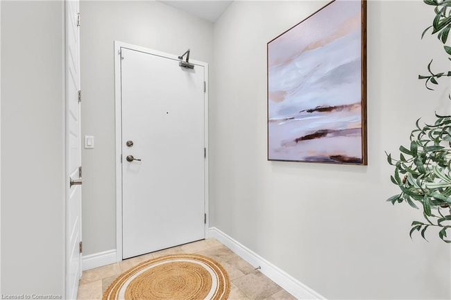 502 - 223 Erb St W, House attached with 2 bedrooms, 2 bathrooms and 1 parking in Waterloo ON | Image 4