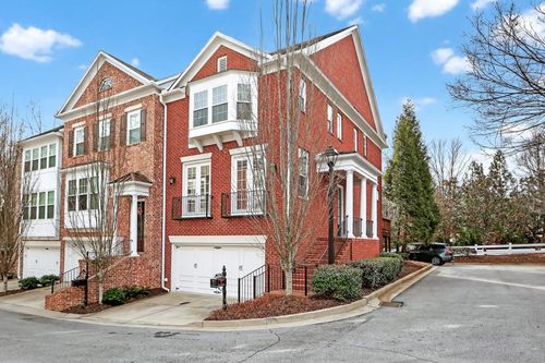 7205 Lowery Oak Dr, Roswell, GA, 30075-8292 | Card Image