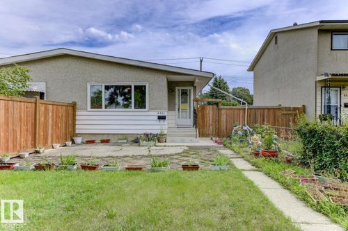 4911 106 St Nw, Edmonton, AB, T6H2S8 | Card Image