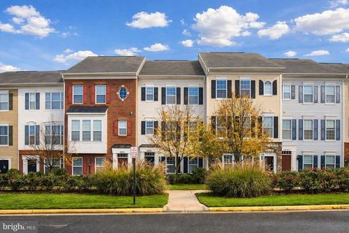 5027 Potomac Highlands Cir, TRIANGLE, VA, 22172-1780 | Card Image