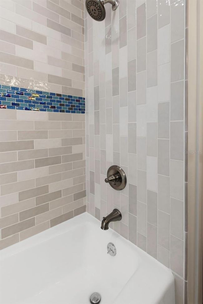 6508 Senegal Palm Way, House other with 3 bedrooms, 2 bathrooms and null parking in APOLLO BEACH FL | Image 48