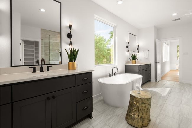 9006 Diceman Dr, House other with 4 bedrooms, 4 bathrooms and null parking in Dallas TX | Image 23