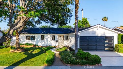 5252 Liverpool St, Yorba Linda, CA, 92886-3816 | Card Image