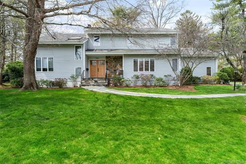 1 Canterbury Rd S, Harrison, NY, 10528-2317 | Card Image
