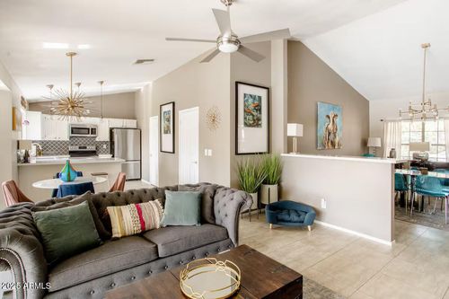 6533 E Grandview Dr, Scottsdale, AZ, 85254-1442 | Card Image