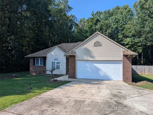 110 Wood Thrush Ln, Mooresville, NC, 28117-5811 | Card Image