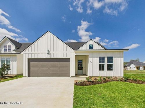 201 Prague Ave, Youngsville, LA, 70592-6885 | Card Image