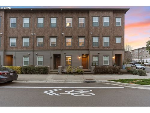 28829 Sw Villebois Dr N, Wilsonville, OR, 97070-7123 | Card Image