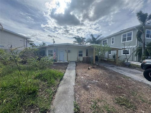 579 Trade Winds Drive, DUNEDIN, FL, 34698 | Card Image