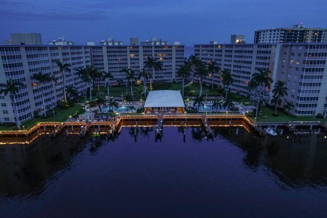 APT-1030D - 3310 S Ocean Blvd, Condo with 2 bedrooms, 2 bathrooms and null parking in Highland Beach FL | Image 53