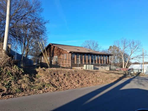 118 English St, Newport, TN, 37821-3451 | Card Image