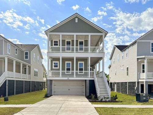 207 Threaded Fern St, Summerville, SC, 29485-9346 | Card Image