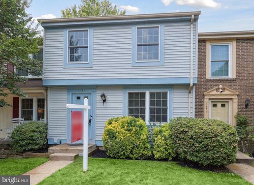 1632 Barnstead Dr, RESTON, VA, 20194-1506 | Card Image