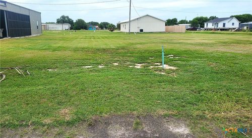 1304 W Dallas Ave, Seadrift, TX, 77983 | Card Image