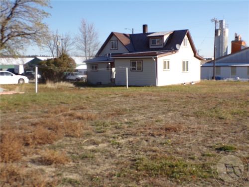 4 E Fourth, Roundup, MT, 59072 | Card Image