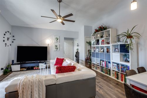 apt-40-8545 Midpark Rd, Dallas, TX, 75240-4053 | Card Image
