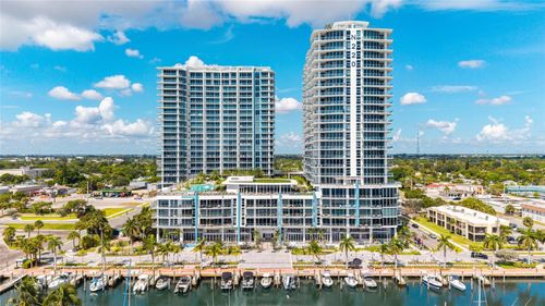 704-220 Lake Shore Dr, Lake Park, FL, 33403-3584 | Card Image