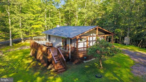 492 Wooddale Rd, EAST STROUDSBURG, PA, 18302-8457 | Card Image