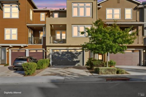 634 Jade Street, Petaluma, CA, 94952 | Card Image