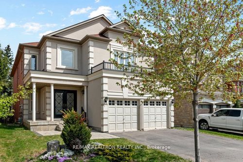 126 Ner Israel Dr, Thornhill, ON, L4J9L1 | Card Image