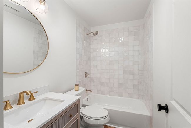 1153 Nantasket Ave, House other with 3 bedrooms, 1 bathrooms and 3 parking in Hull MA | Image 8