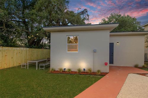 5530 Nw 5th Ave, Miami, FL, 33127-1534 | Card Image