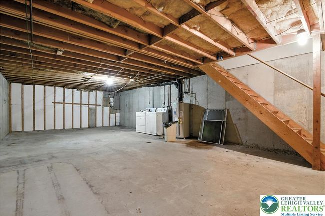 2818 Klein St, Townhouse with 3 bedrooms, 2 bathrooms and null parking in Allentown PA | Image 38