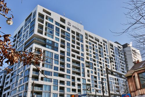 1511w-27 Bathurst St, Toronto, ON, M5V0R1 | Card Image