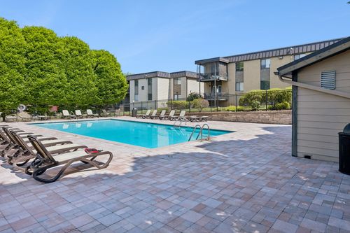 c1-6680 Charlotte Pike, Nashville, TN, 37209-4225 | Card Image