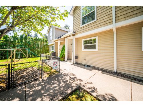 19153 Se Yamhill St, Portland, OR, 97233-5965 | Card Image