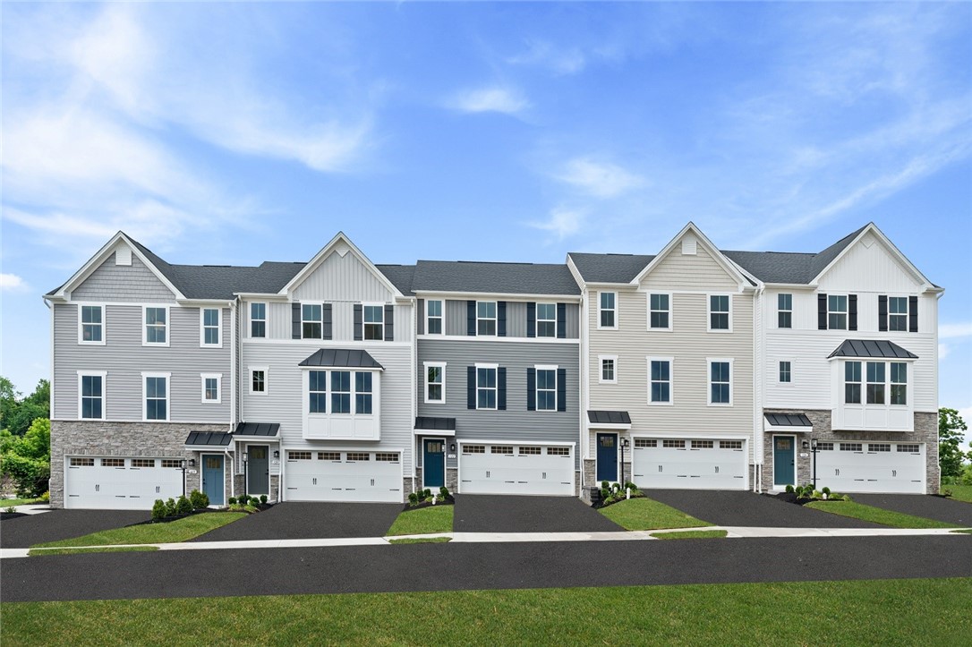 Crown St, Mc Kees Rocks, PA 15136