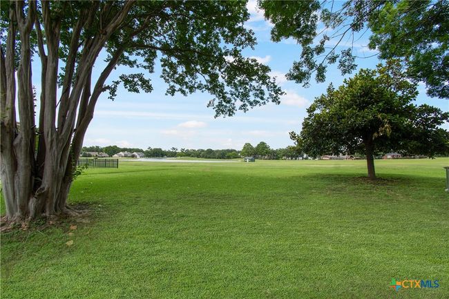1806 Club Cir, House other with 3 bedrooms, 3 bathrooms and null parking in Salado TX | Image 12