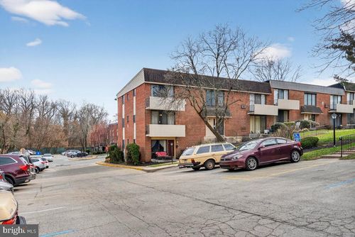 apt-o1-100 E Glenolden Ave, GLENOLDEN, PA, 19036-2254 | Card Image