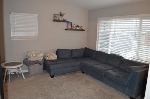 30747 Sutherland Ave, Warren, MI, 48088-3227 | Card Image