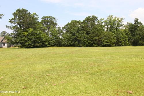 215 Long Creek Dr, Havelock, NC, 28532-8681 | Card Image