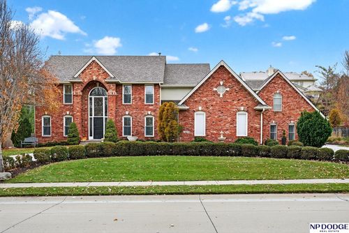 16238 California St, Omaha, NE, 68118-2508 | Card Image