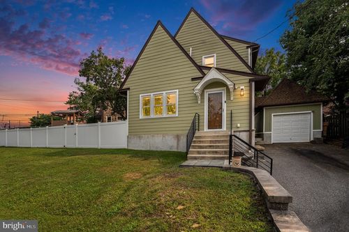 7238 Hollywood Rd, FORT WASHINGTON, PA, 19034-2016 | Card Image