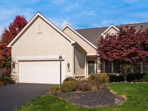 210 Tinley Park Cir, Delaware, OH, 43015-7060 | Card Image