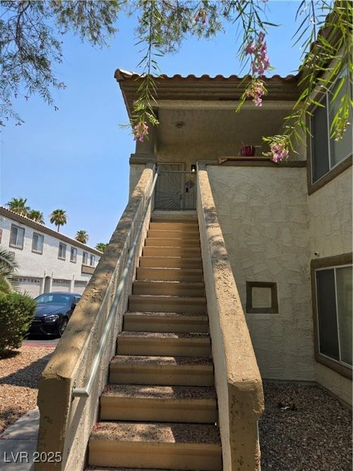 unit-204-6808 Indian Chief Dr, Las Vegas, NV, 89130-1699 | Card Image